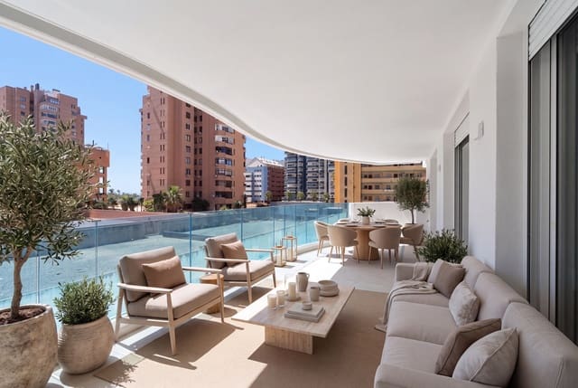 2 soveværelse Lejlighed til salg i Zona Puerto Deportivo, Fuengirola med swimmingpool garage - € 598.000 (Ref: 9975893)