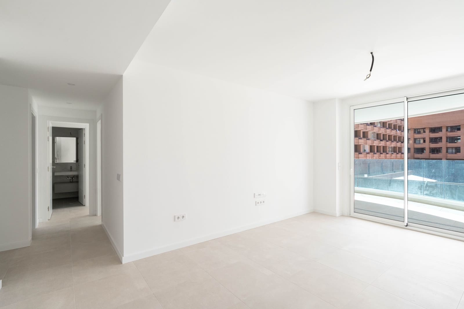 2 bedroom Apartment for sale in Fuengirola with pool garage - € 598,000 (Ref: 9975893)