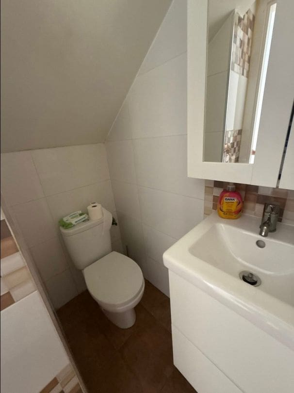 Pareado de 3 habitaciones en La Línea de la Concepción en venta con piscina - 329.000 € (Ref: 9468786)