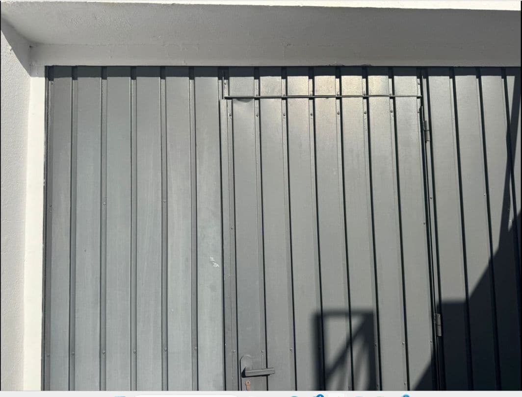 Pareado de 3 habitaciones en La Línea de la Concepción en venta con piscina - 329.000 € (Ref: 9468786)