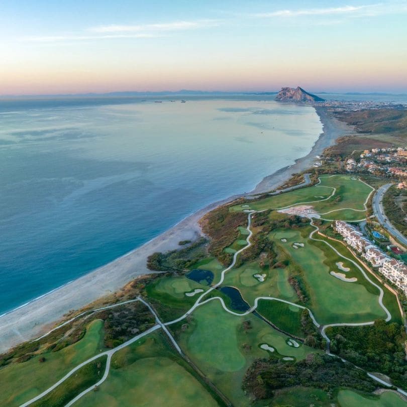 3 bedroom Apartment for sale in La Alcaidesa with pool - € 670,000 (Ref: 9468791)