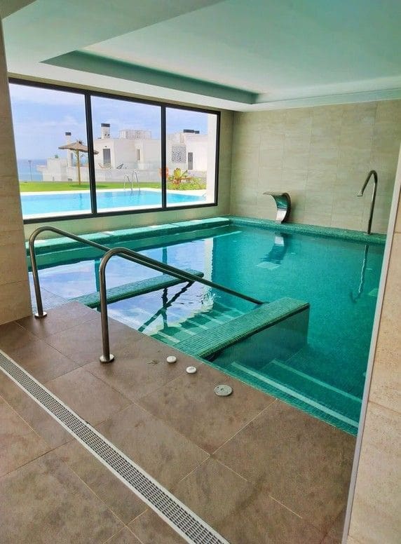 3 bedroom Apartment for sale in La Alcaidesa with pool - € 670,000 (Ref: 9468791)