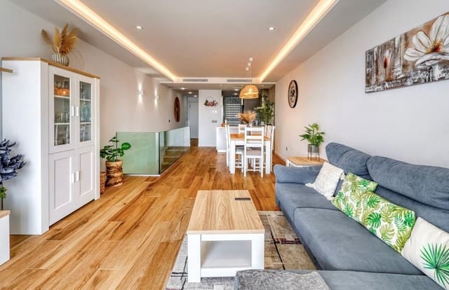 3 chambre Appartement à vendre à La Alcaidesa avec piscine - 670 000 € (Ref: 9468791)