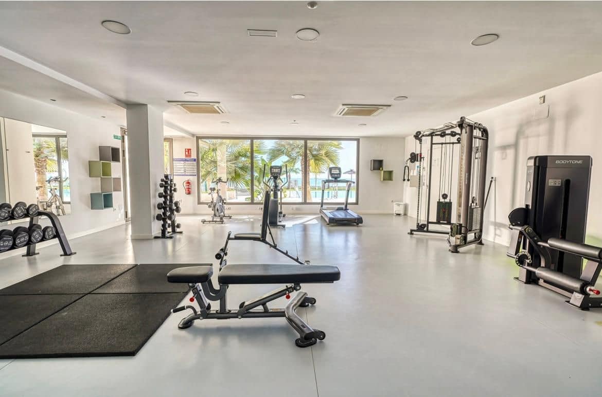 3 bedroom Apartment for sale in La Alcaidesa with pool - € 670,000 (Ref: 9468791)