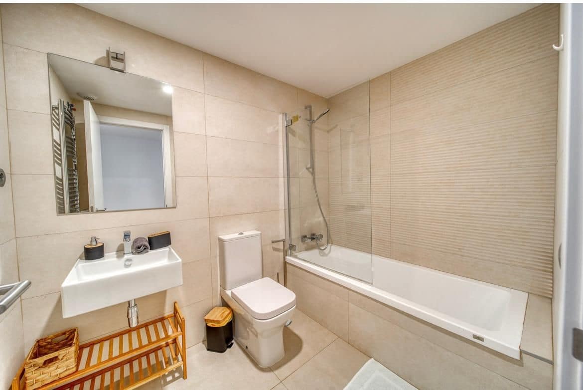 3 bedroom Apartment for sale in La Alcaidesa with pool - € 670,000 (Ref: 9468791)