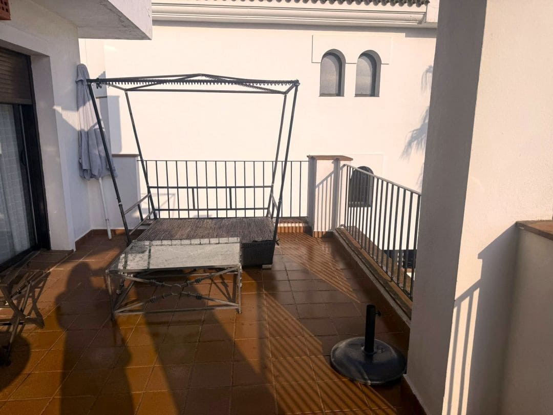 2 soveværelse Lejlighed til leje i La Alcaidesa med swimmingpool - € 1.800 (Ref: 9468792)