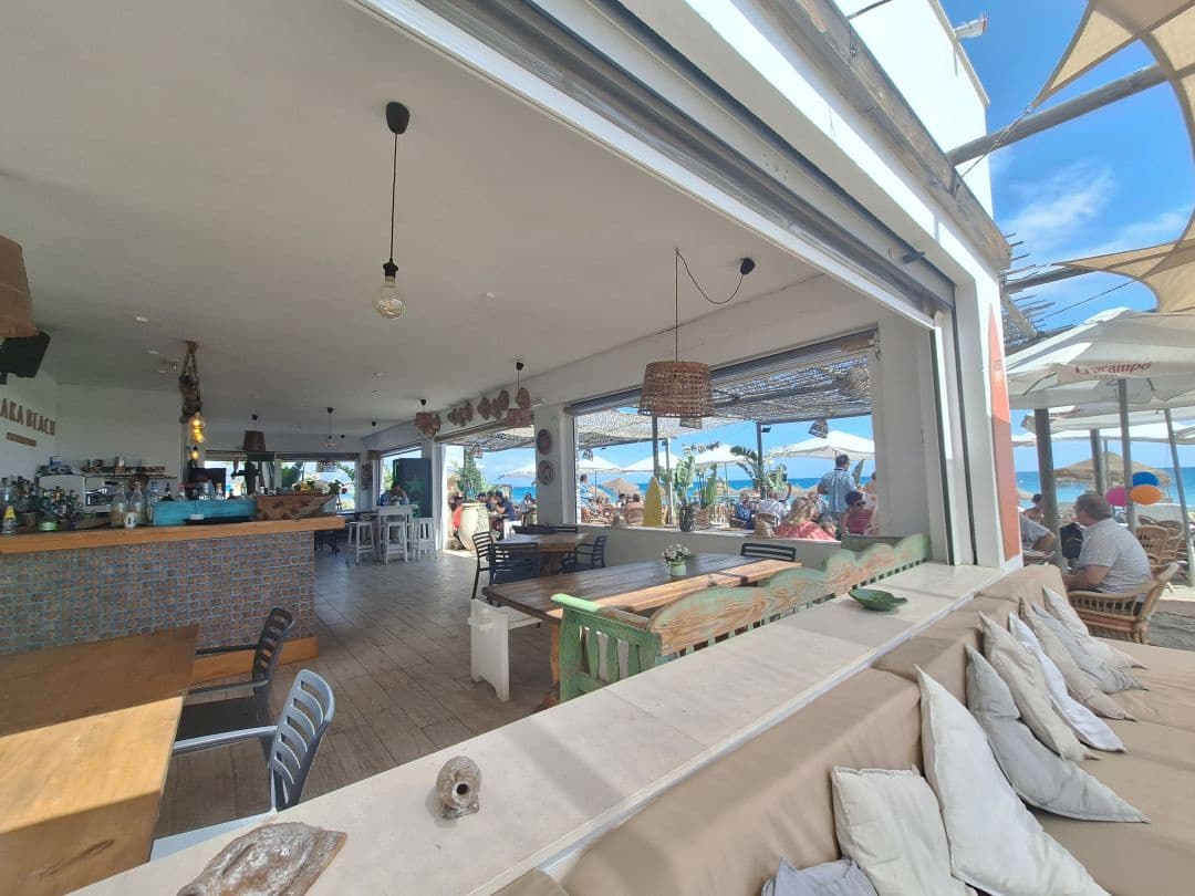 Apartamento de 2 habitaciones en Manilva en venta - 925.000 € (Ref: 9468795)