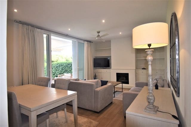 2 soveværelse Lejlighed til leje i Sotogrande Alto, San Roque - € 1.300 (Ref: 9468799)