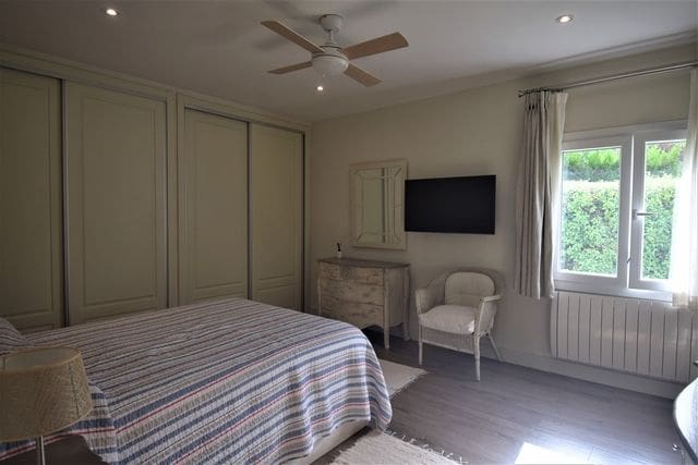 2 soveværelse Lejlighed til leje i San Roque - € 1.300 (Ref: 9468799)