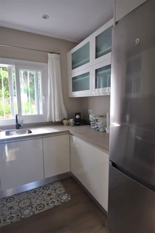 2 soveværelse Lejlighed til leje i San Roque - € 1.300 (Ref: 9468799)