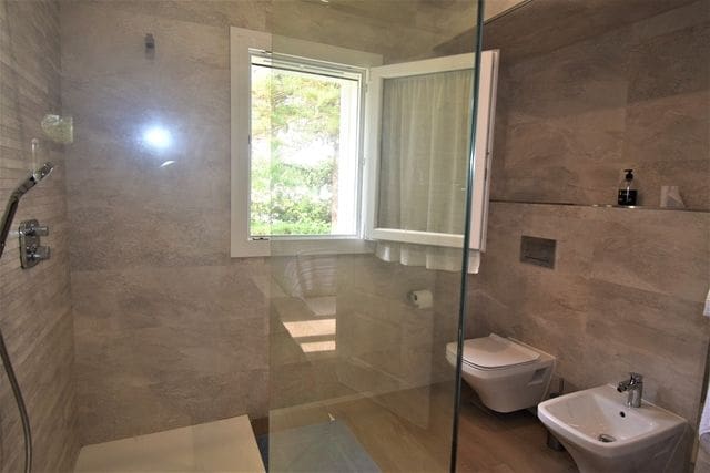 2 soveværelse Lejlighed til leje i San Roque - € 1.300 (Ref: 9468799)