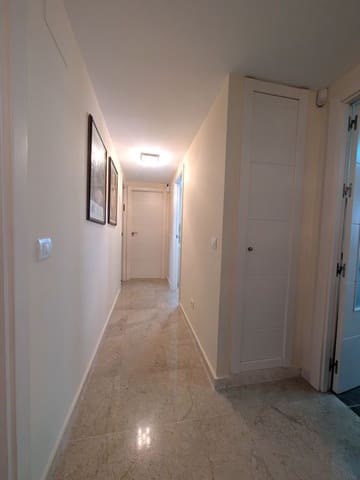 3 chambre Appartement à vendre à La Alcaidesa avec piscine - 345 000 € (Ref: 9468800)