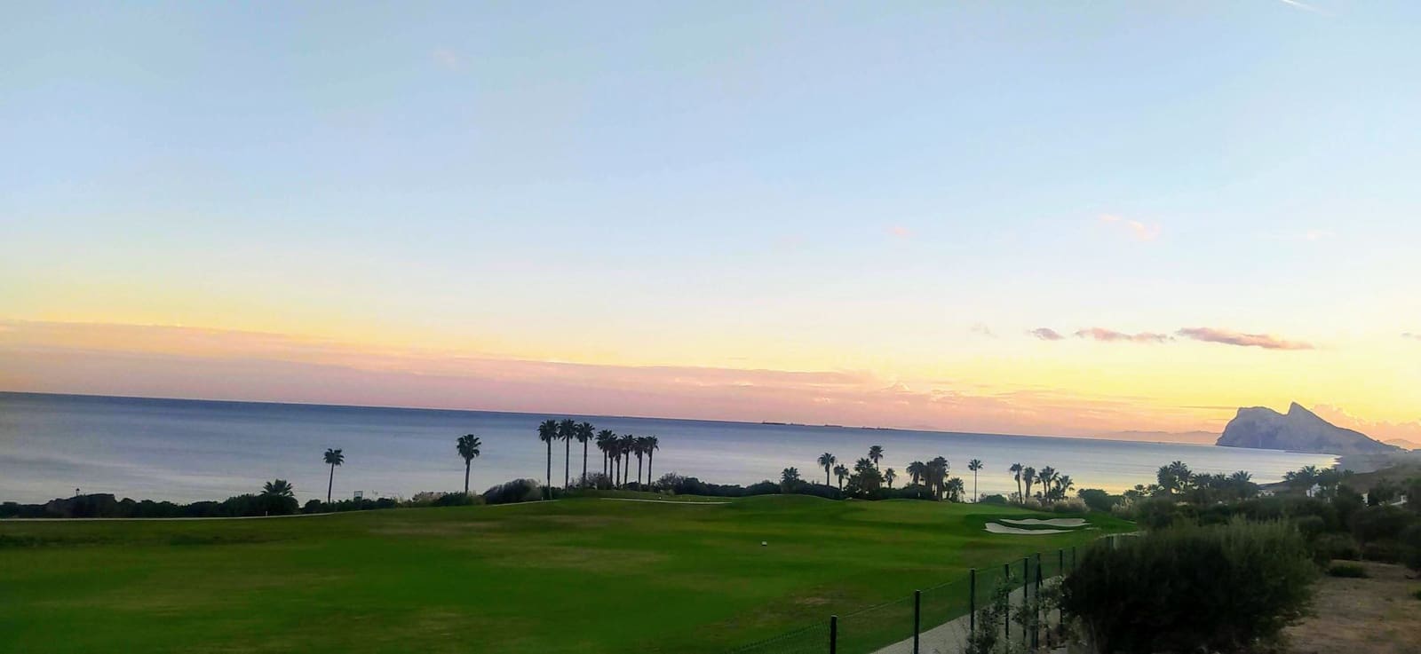 3 bedroom Apartment for sale in La Alcaidesa with pool - € 350,000 (Ref: 9468800)