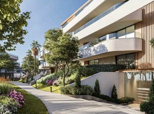 2 bedroom Flat for sale in Sotogrande with pool - € 900,000 (Ref: 9468802)