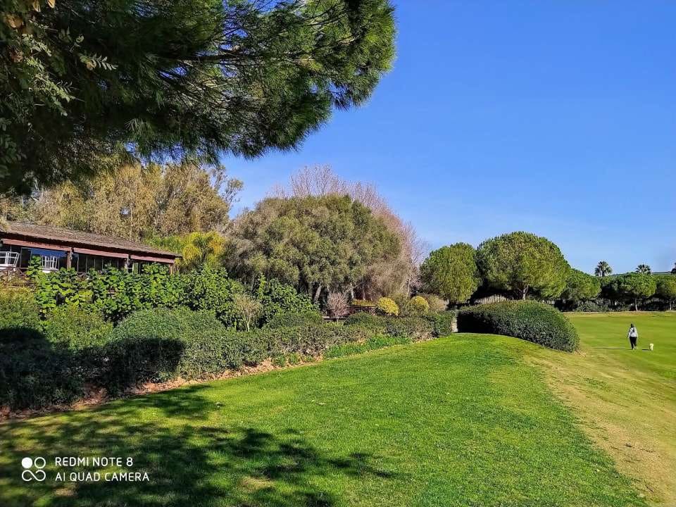 2 bedroom Flat for sale in Sotogrande with pool - € 900,000 (Ref: 9468802)