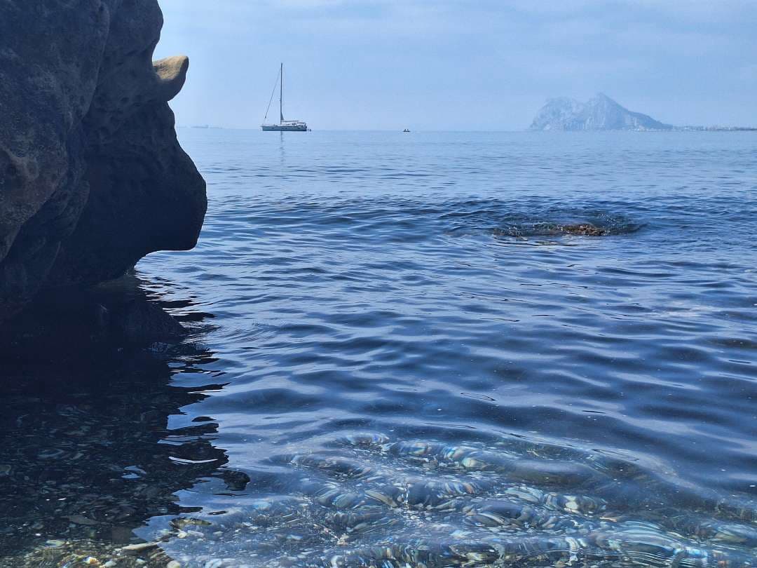 5 bedroom Villa for sale in La Linea de la Concepcion - € 875,000 (Ref: 9468804)