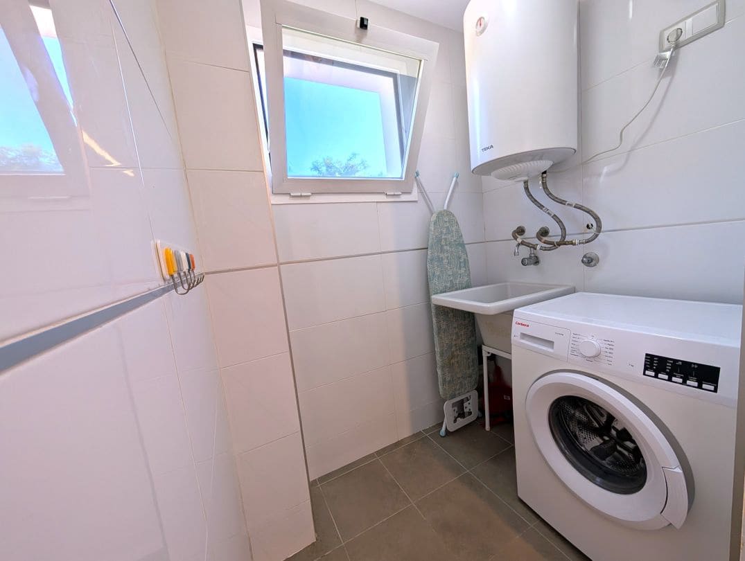 3 bedroom Apartment for sale in La Alcaidesa - € 299,000 (Ref: 9468806)