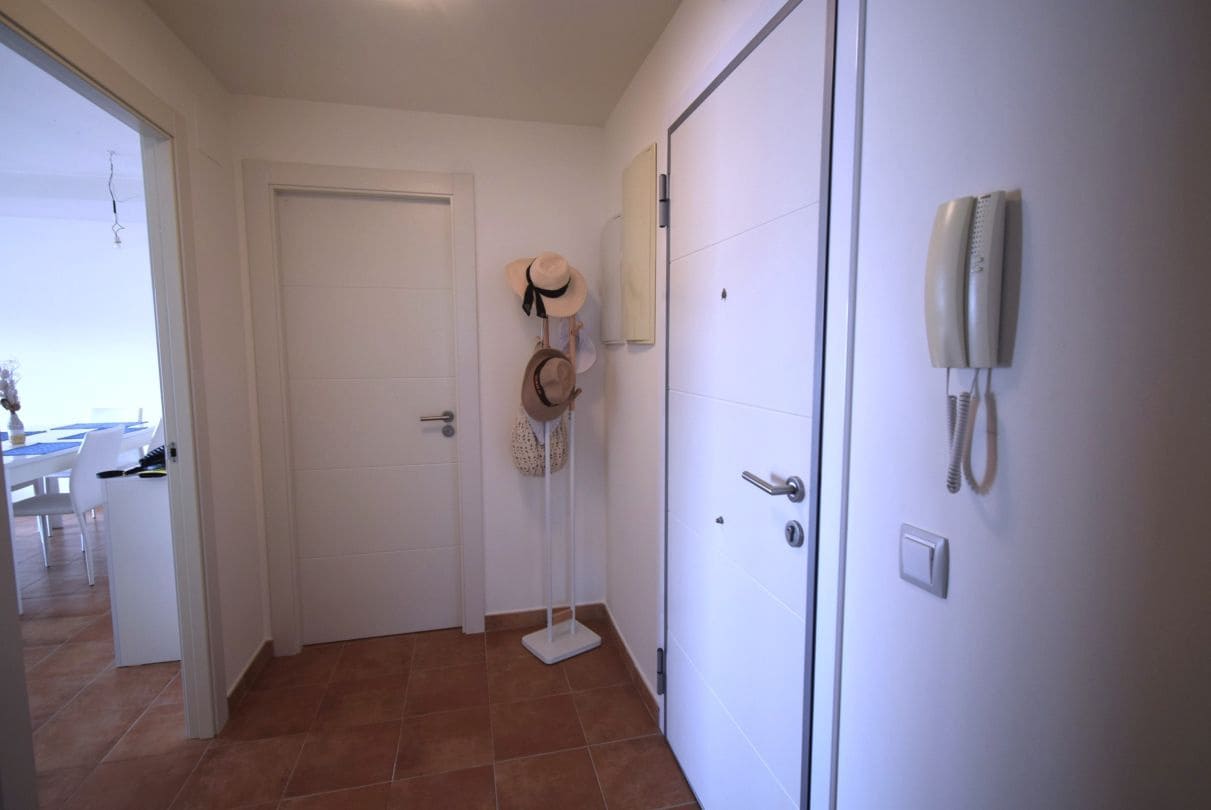 3 bedroom Apartment for sale in La Alcaidesa - € 299,000 (Ref: 9468806)