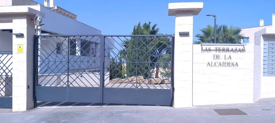 3 bedroom Apartment for sale in La Alcaidesa - € 299,000 (Ref: 9468806)