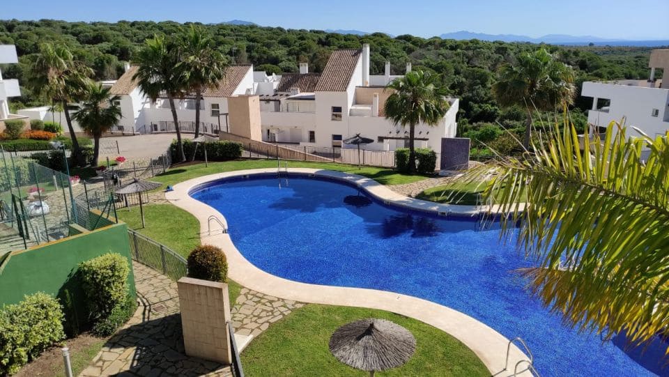 3 bedroom Apartment for sale in La Alcaidesa - € 299,000 (Ref: 9468806)