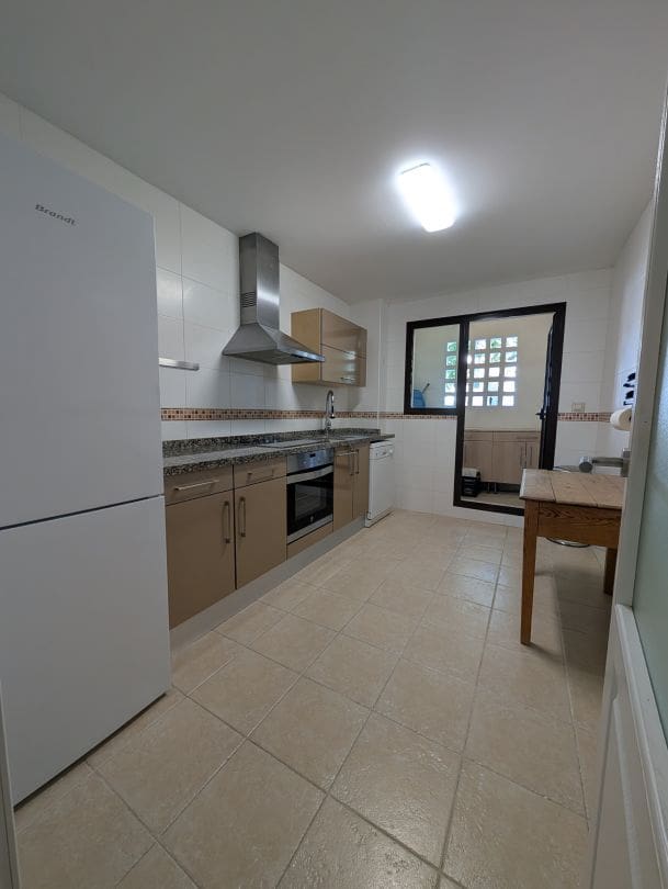 2 camera da letto Appartamento da affittare in La Alcaidesa con piscina - 1.300 € (Rif: 9491450)