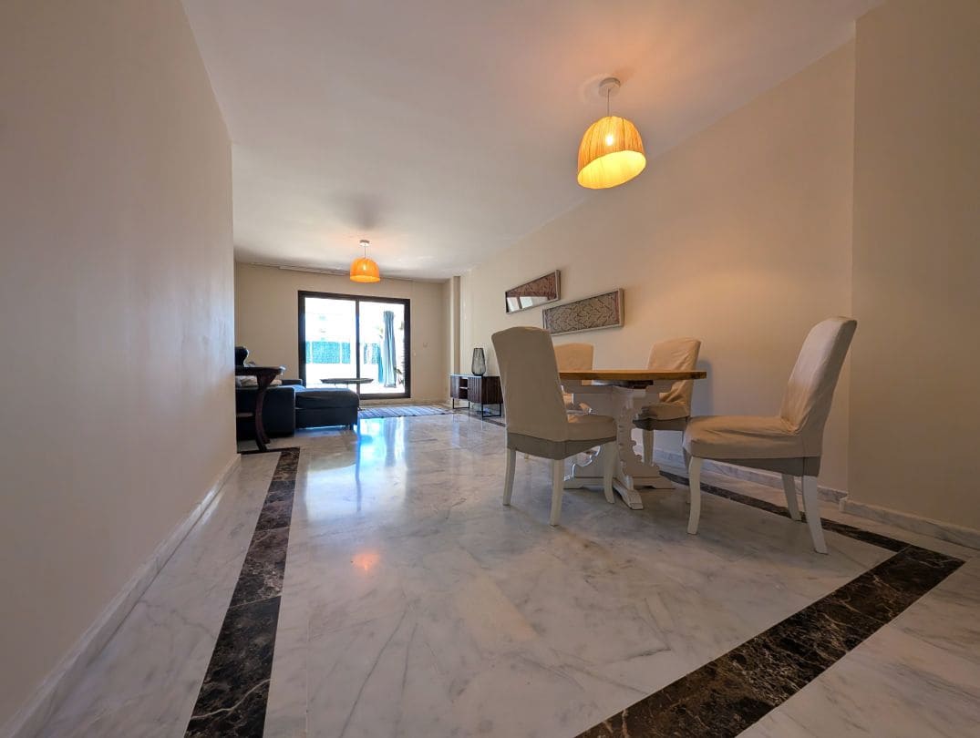 2 camera da letto Appartamento da affittare in La Alcaidesa con piscina - 1.300 € (Rif: 9491450)