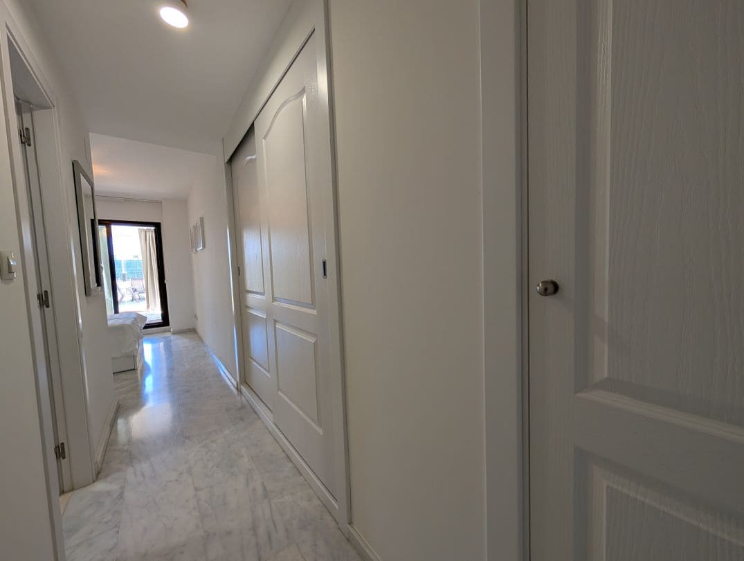 2 camera da letto Appartamento da affittare in La Alcaidesa con piscina - 1.300 € (Rif: 9491450)