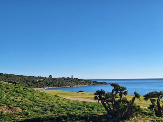 3 quarto Apartamento para venda em La Alcaidesa com piscina - 575 000 € (Ref: 9506607)