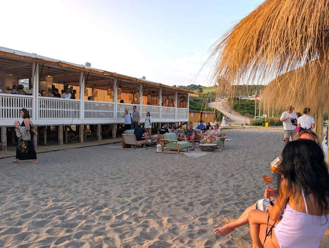 2 soverom Leilighet til salgs i La Linea de la Concepcion med svømmebasseng - € 342 000 (Ref: 9523364)