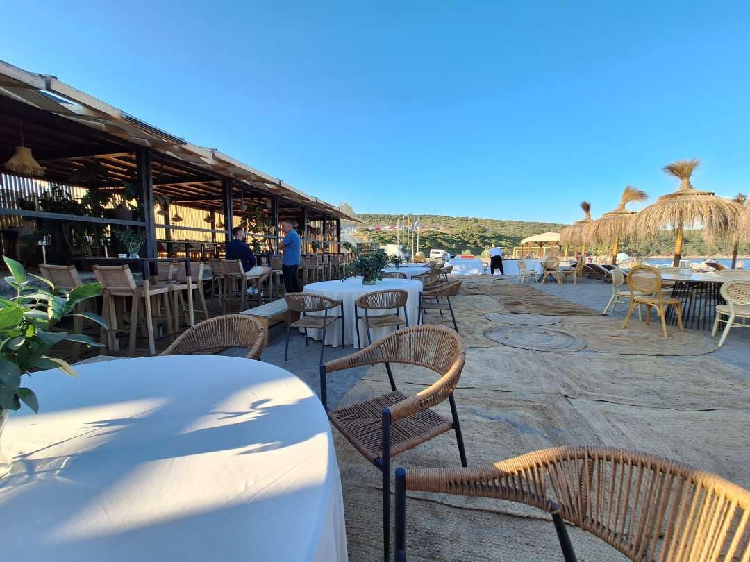 2 soverom Leilighet til salgs i La Linea de la Concepcion med svømmebasseng - € 342 000 (Ref: 9523364)