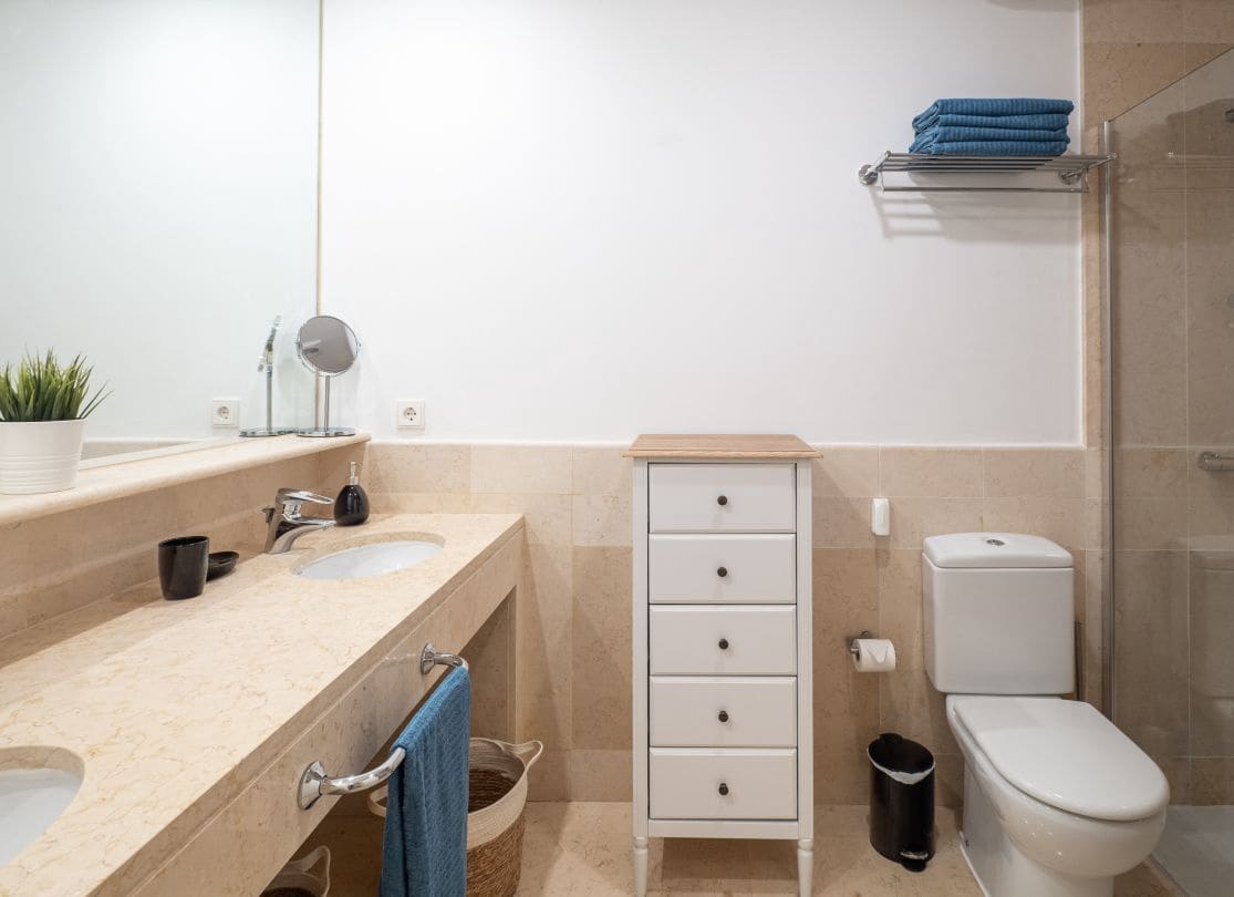 2 Zimmer Wohnung zu vermieten in Sotogrande - 2.000 € (Ref: 9535363)