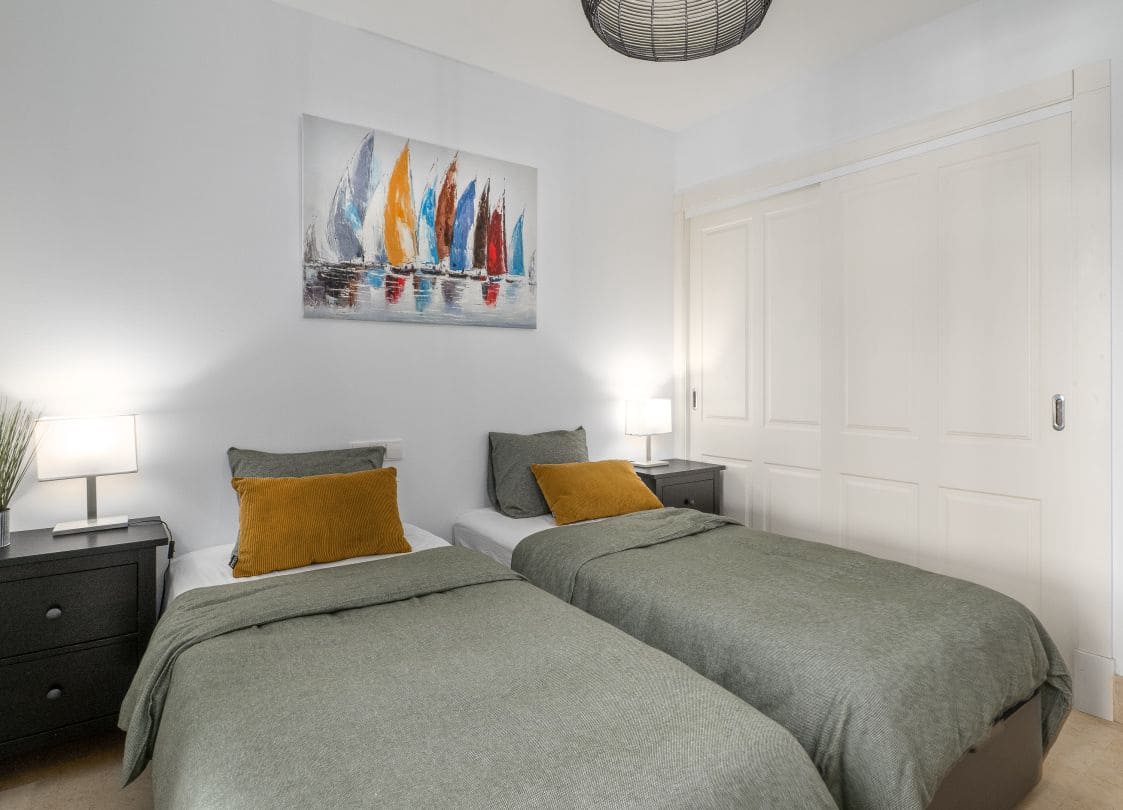 2 Zimmer Wohnung zu vermieten in Sotogrande - 2.000 € (Ref: 9535363)