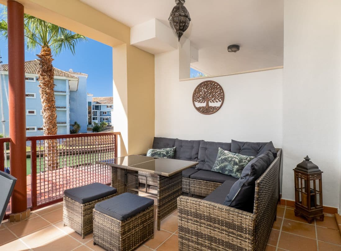 2 Zimmer Wohnung zu vermieten in Sotogrande - 2.000 € (Ref: 9535363)