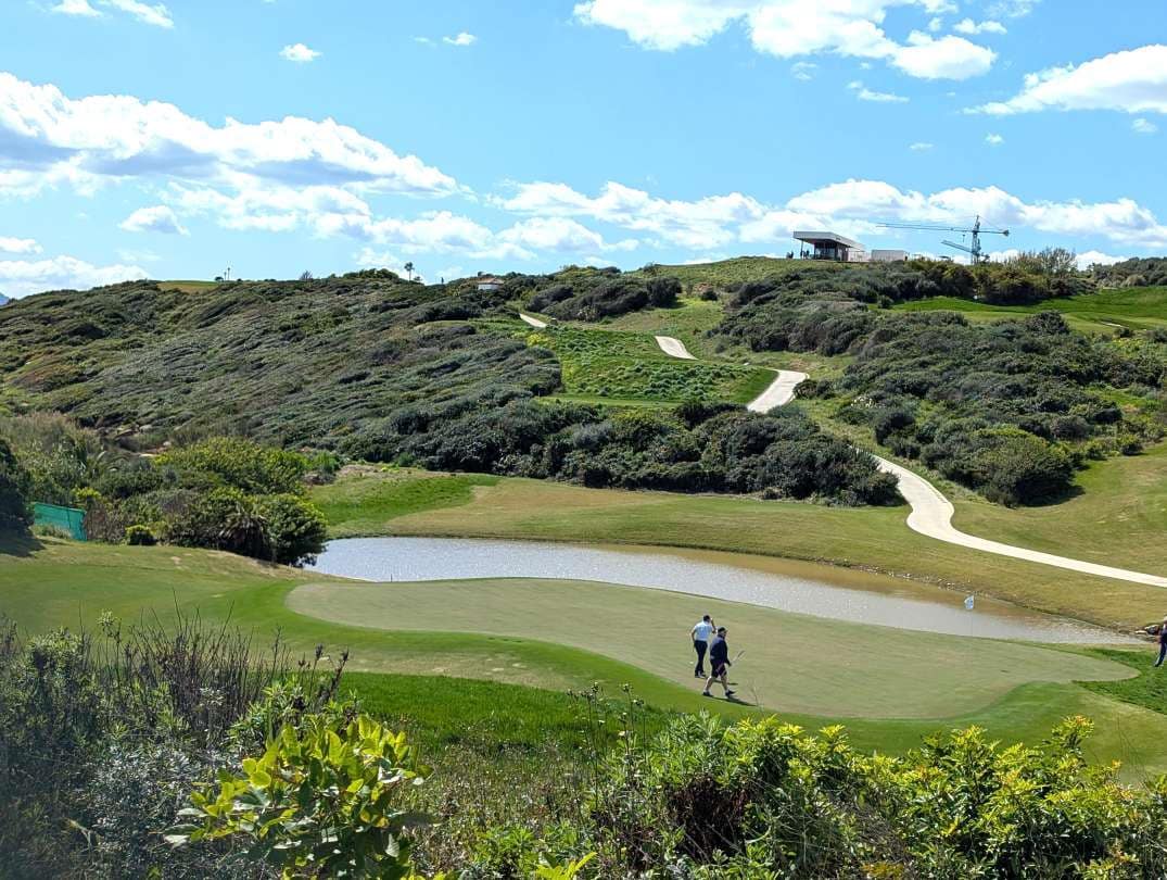 6 Zimmer Villa zu verkaufen in La Linea de la Concepcion mit Pool - 3.995.000 € (Ref: 9542520)