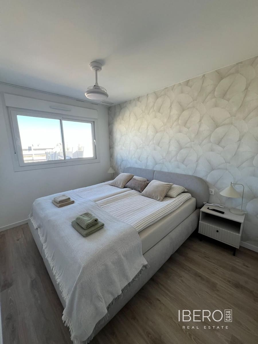 Lejlighed til salg i Gran Alacant med garage - € 399.000 (Ref: 9605372)