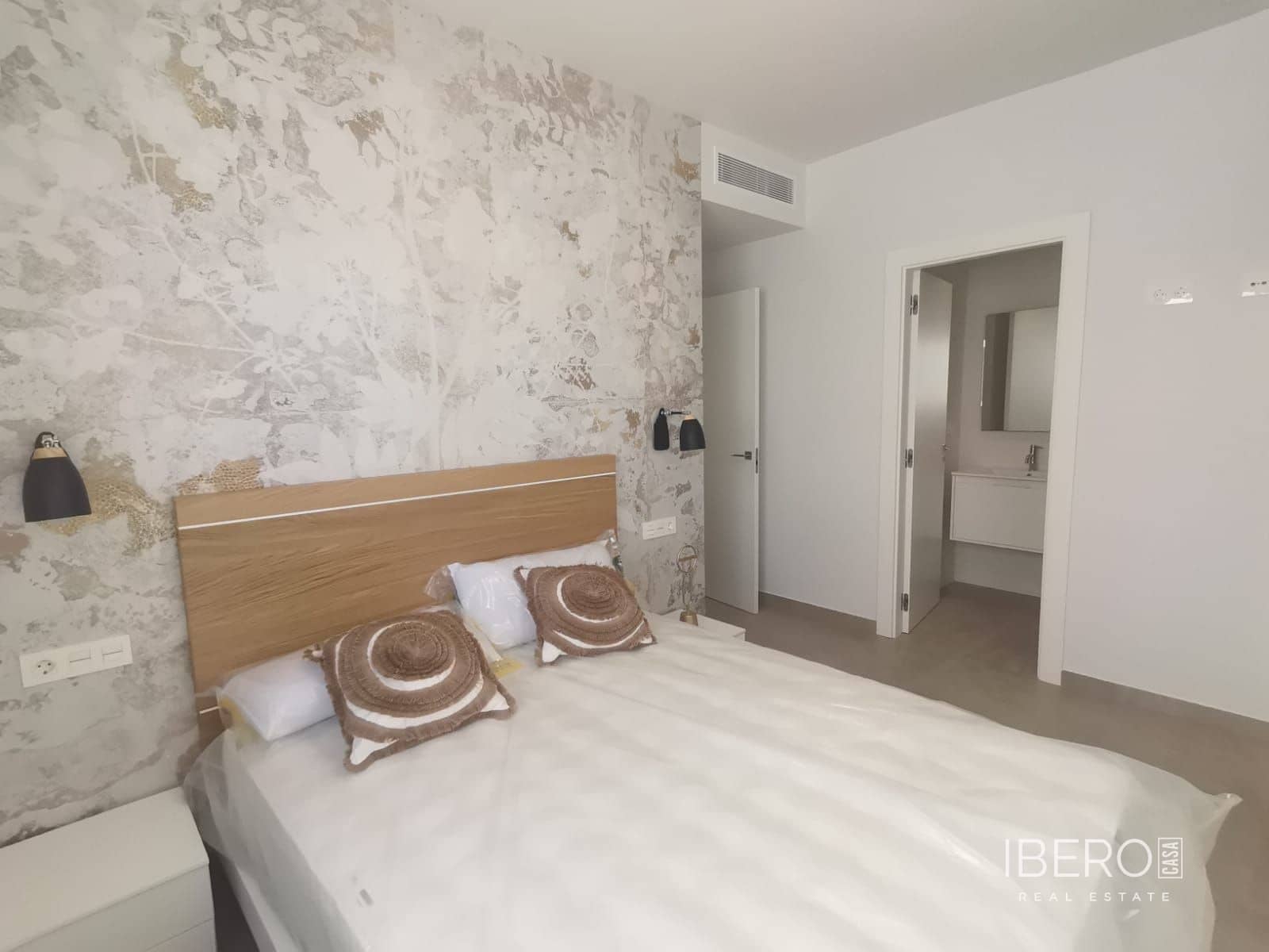 Appartement à vendre à Torrevieja avec garage - 259 000 € (Ref: 9605376)