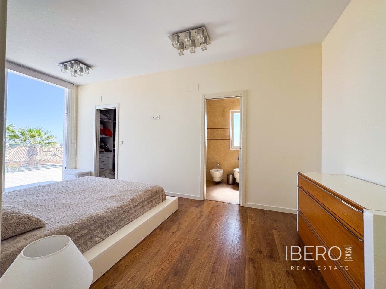 Villa til salg i San Fulgencio med garage - € 699.000 (Ref: 9663587)