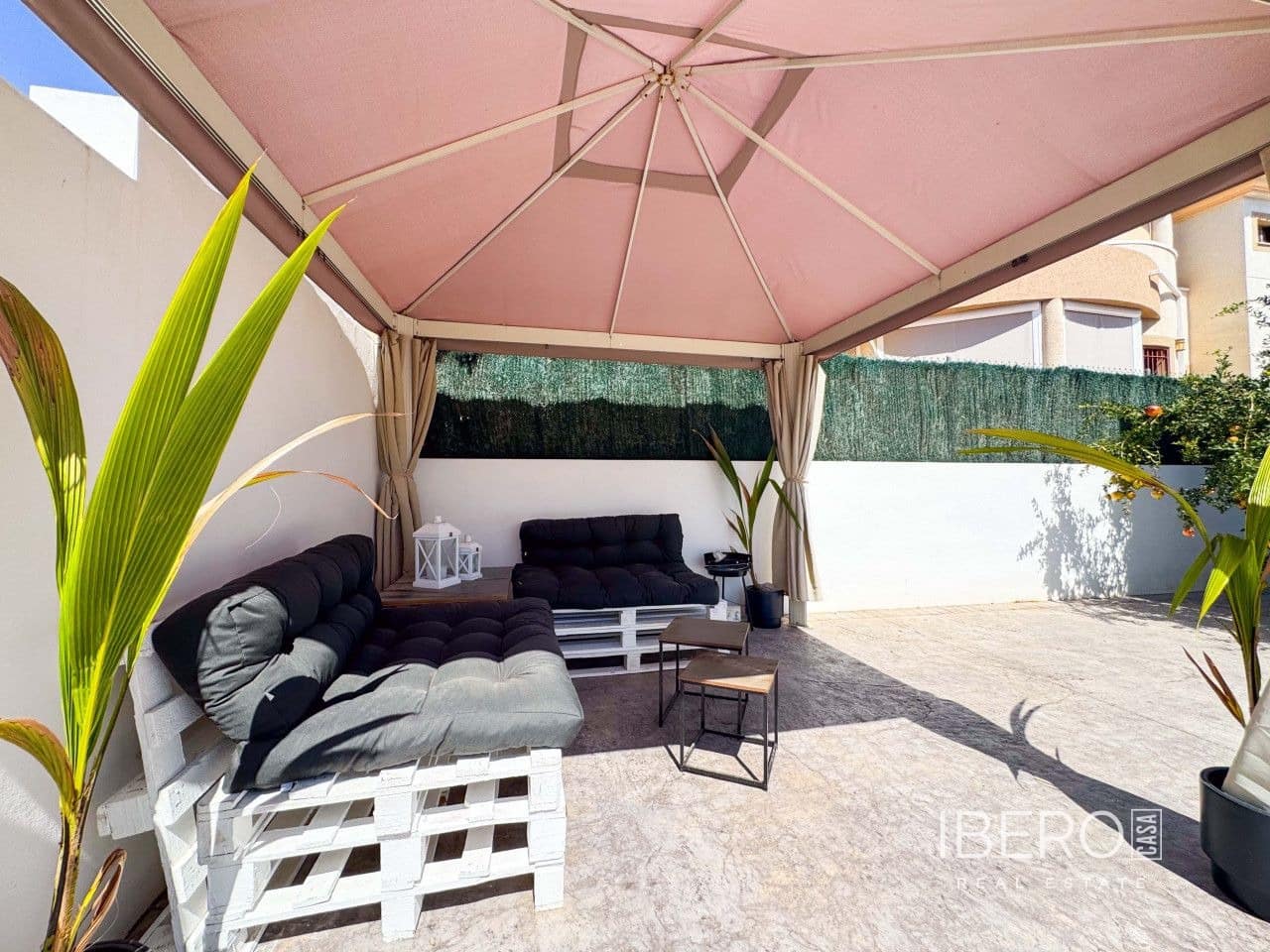 Villa til salg i San Fulgencio med garage - € 699.000 (Ref: 9663587)