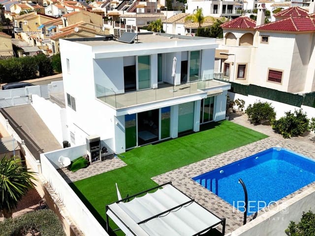 Villa till salu i San Fulgencio med garage - 699 000 € (Ref: 9663587)