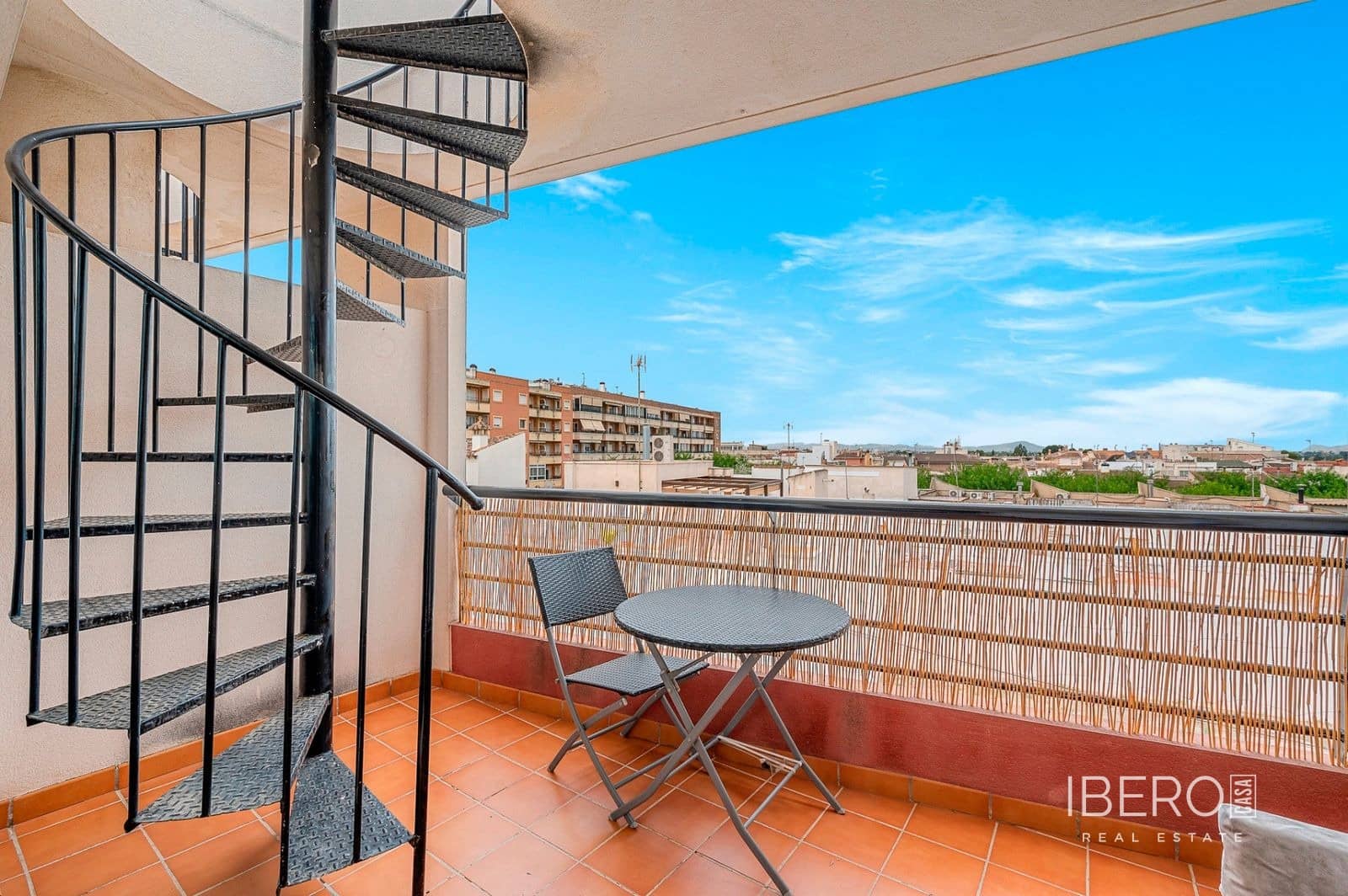 Lägenhet till salu i Almoradi med garage - 125 000 € (Ref: 9669758)