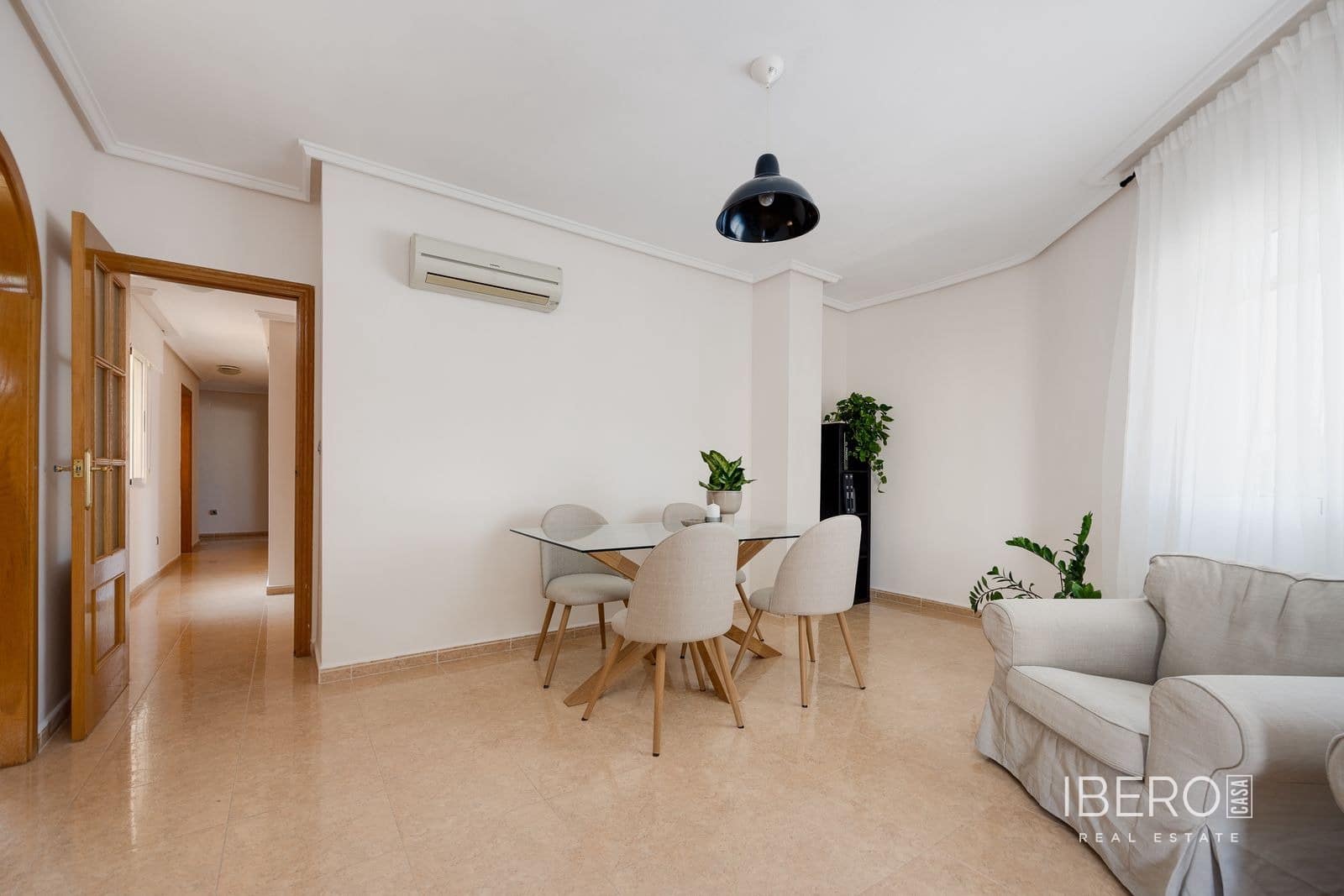 Lägenhet till salu i Jacarilla med garage - 125 000 € (Ref: 9669759)