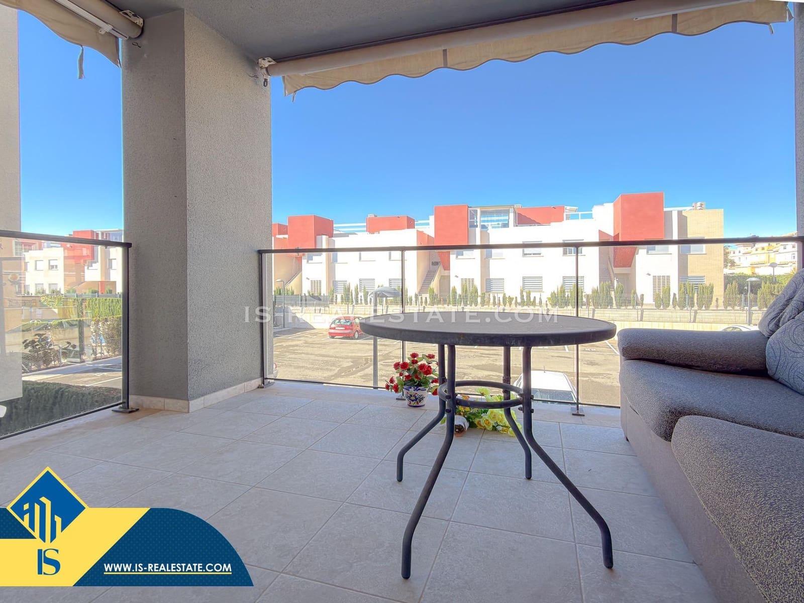 Bungalow de 2 habitaciones en Aguas Nuevas en venta con piscina garaje - 229.900 € (Ref: 9425879)