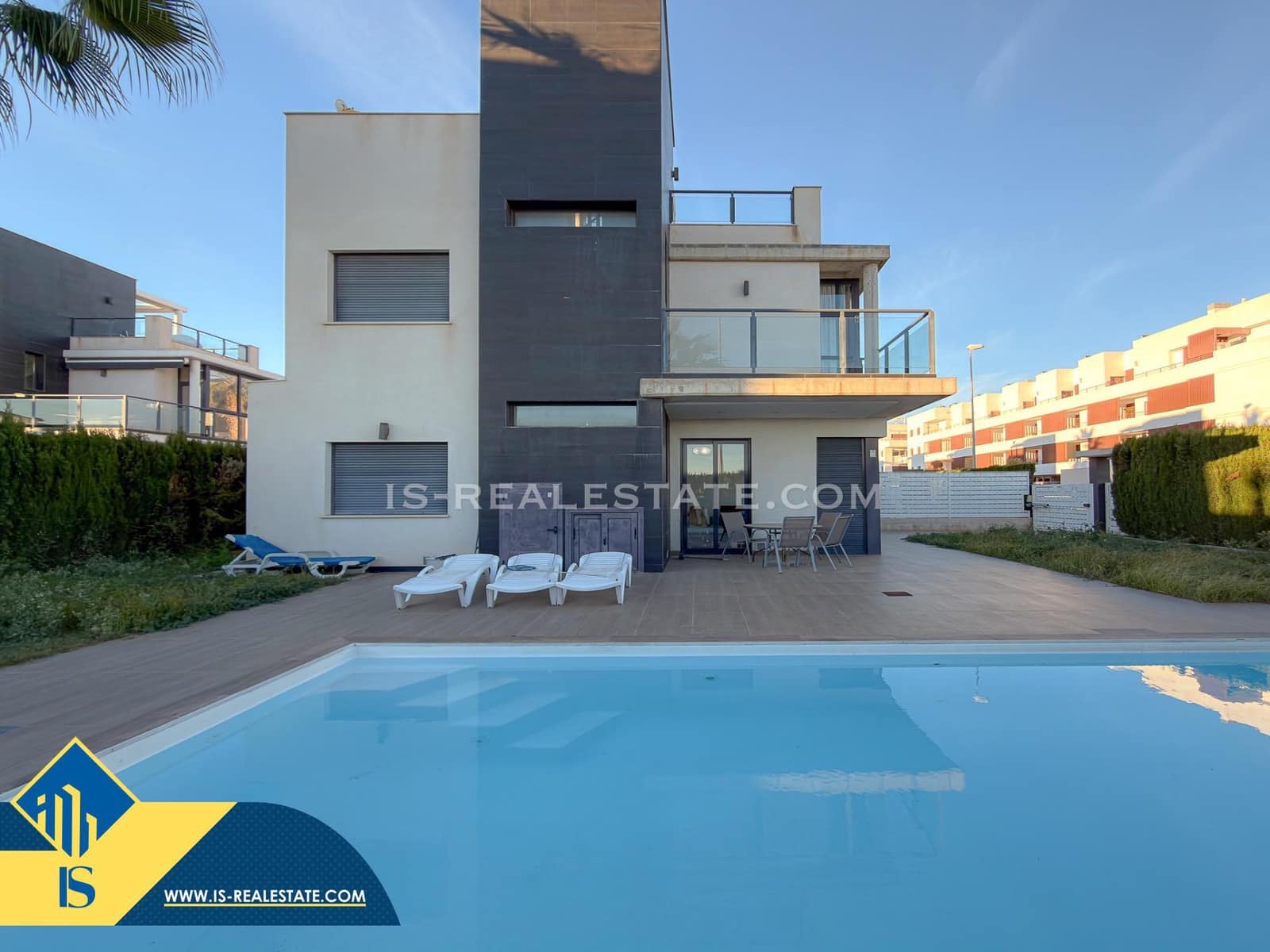 3 camera da letto Villa in vendita in Orihuela Costa con piscina garage - 489.900 € (Rif: 9425882)