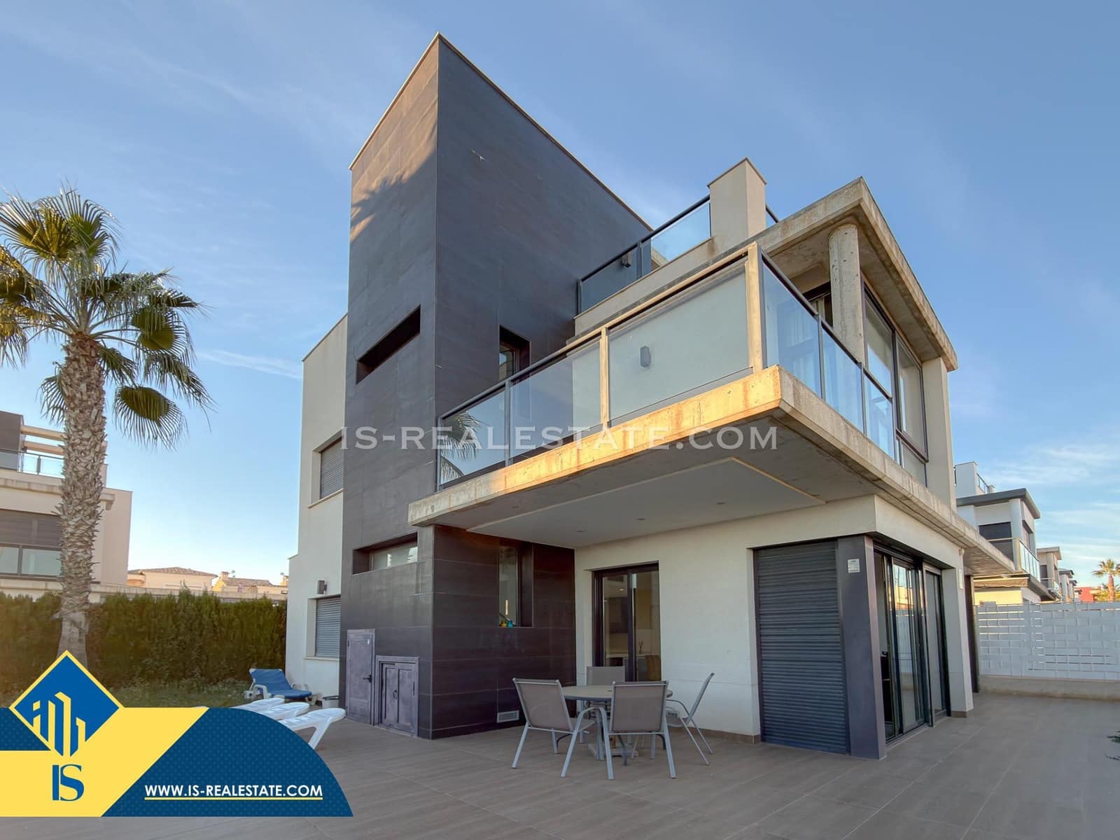 3 camera da letto Villa in vendita in Orihuela Costa con piscina garage - 489.900 € (Rif: 9425882)