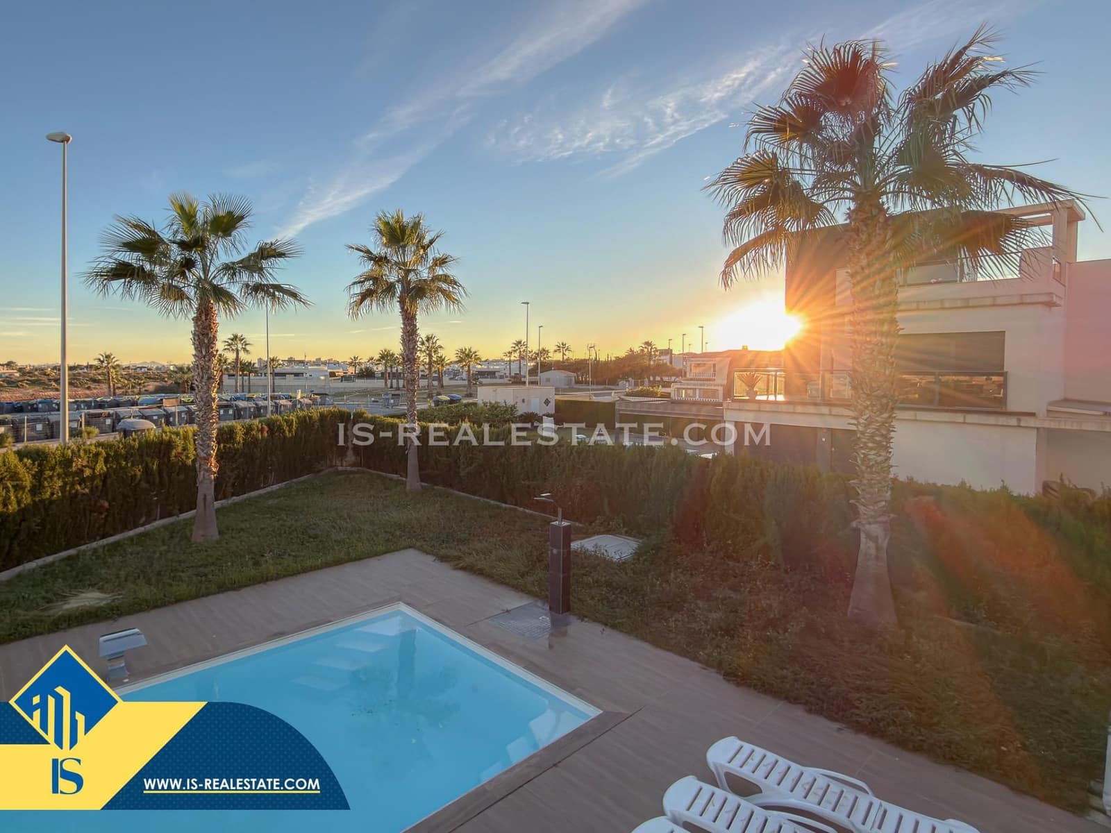 3 camera da letto Villa in vendita in Orihuela Costa con piscina garage - 489.900 € (Rif: 9425882)