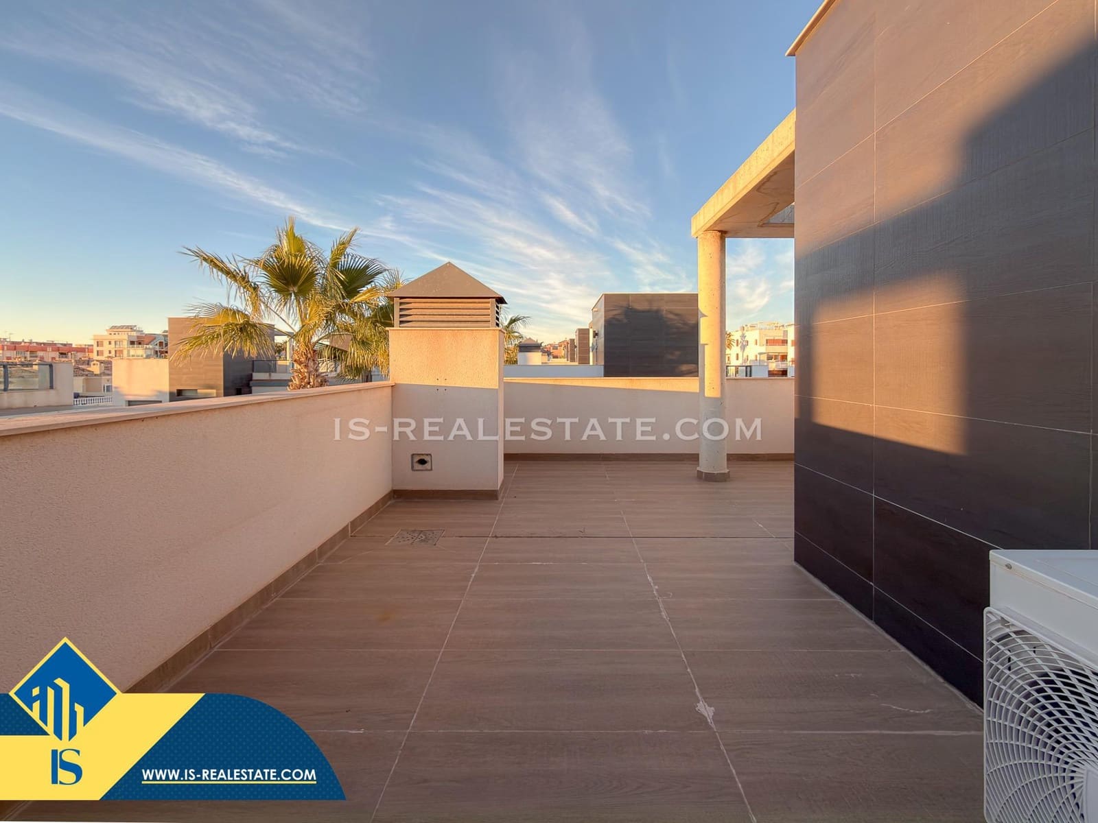 3 camera da letto Villa in vendita in Orihuela Costa con piscina garage - 489.900 € (Rif: 9425882)