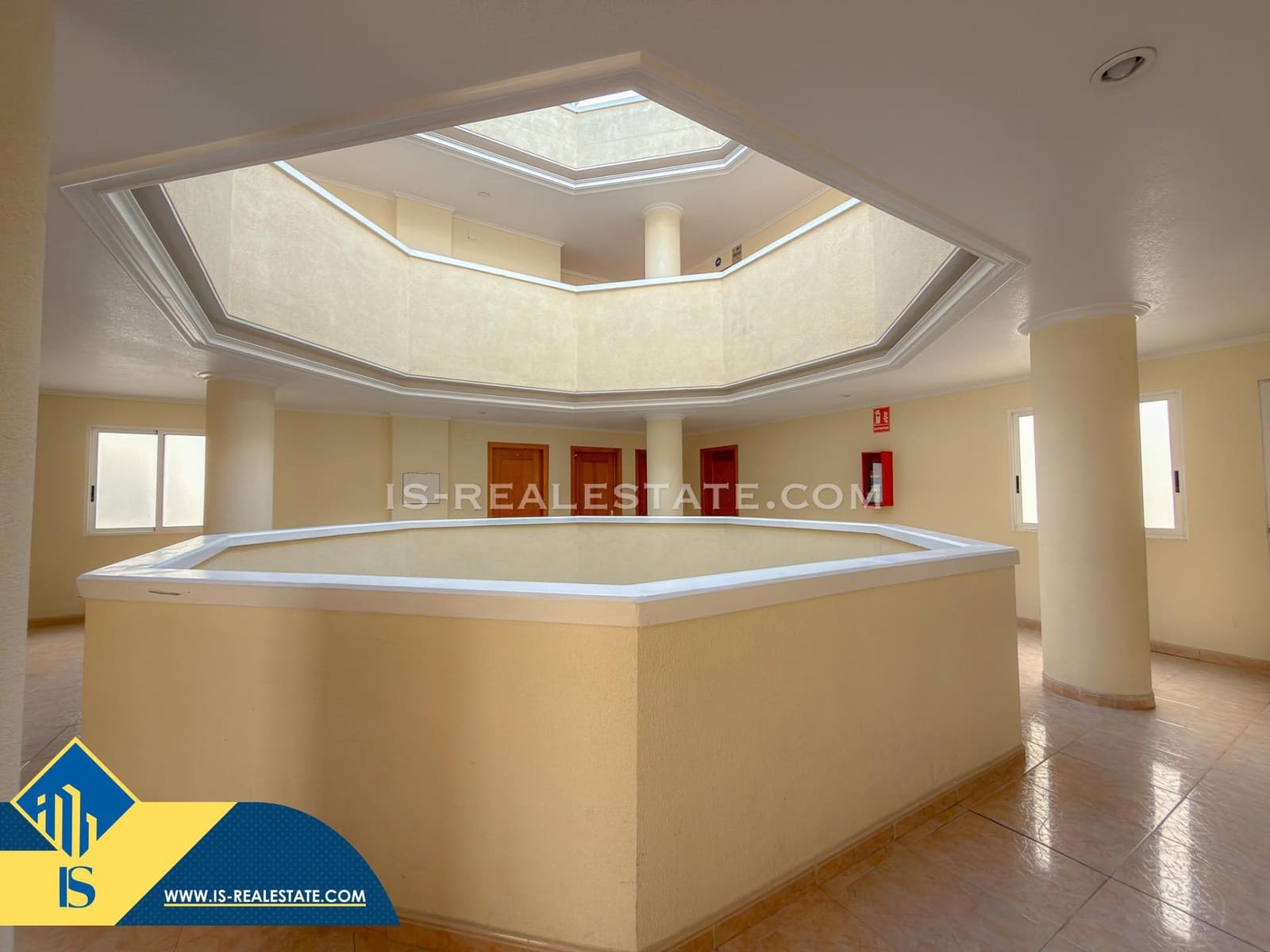 2 soveværelse Lejlighed til salg i Torrevieja med swimmingpool - € 139.900 (Ref: 9425884)