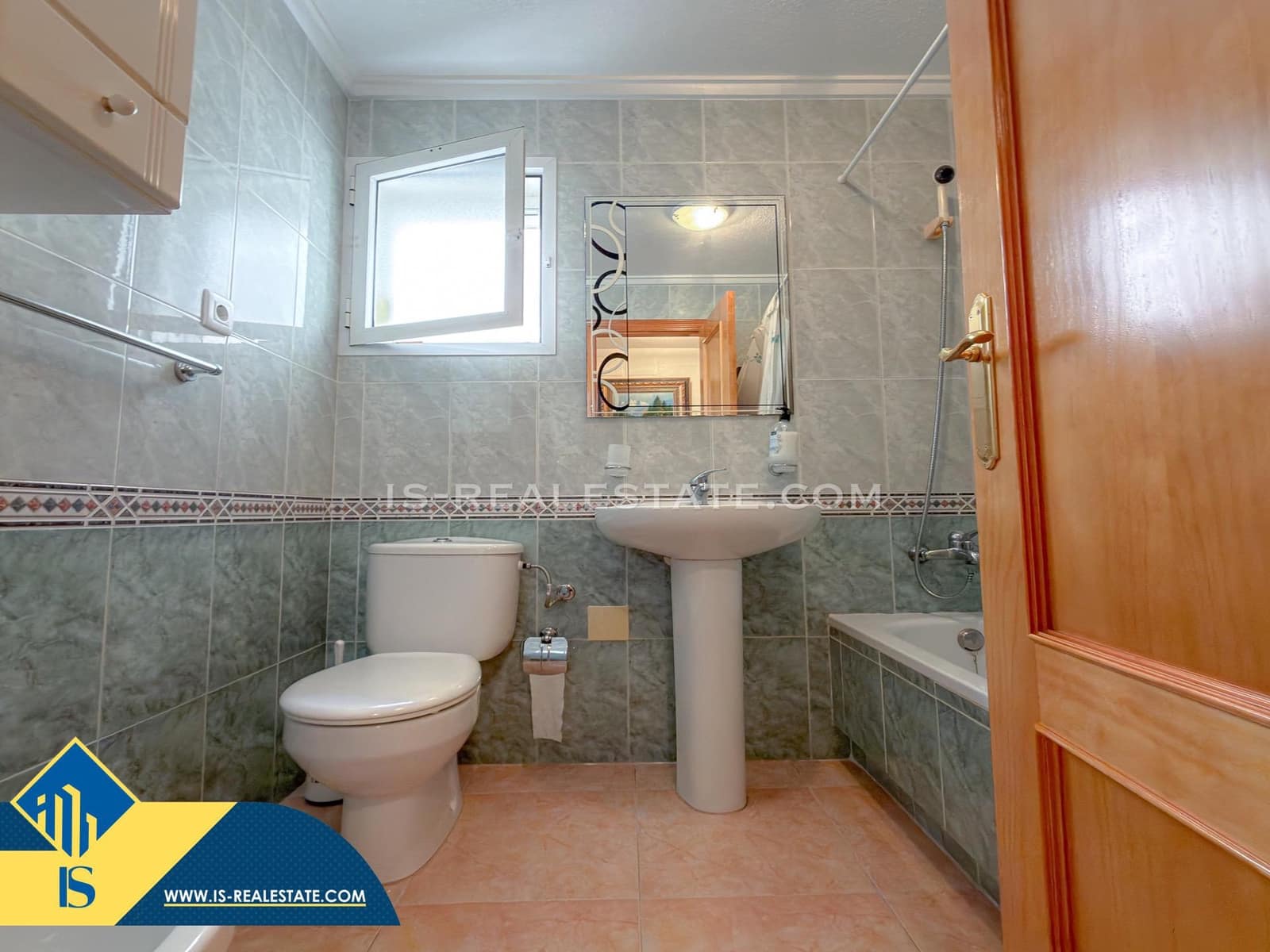 2 soveværelse Lejlighed til salg i Torrevieja med swimmingpool - € 139.900 (Ref: 9425884)