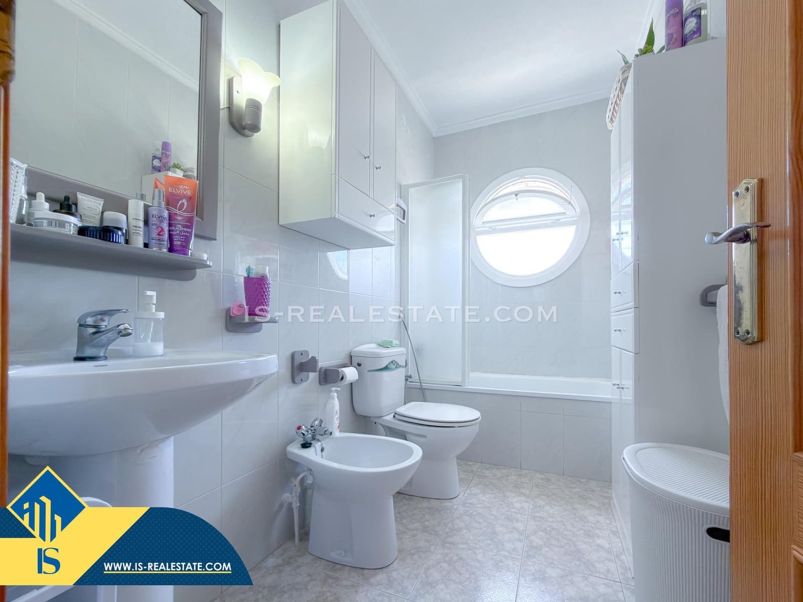 4 bedroom Villa for sale in Los Altos with pool - € 199,900 (Ref: 9425887)