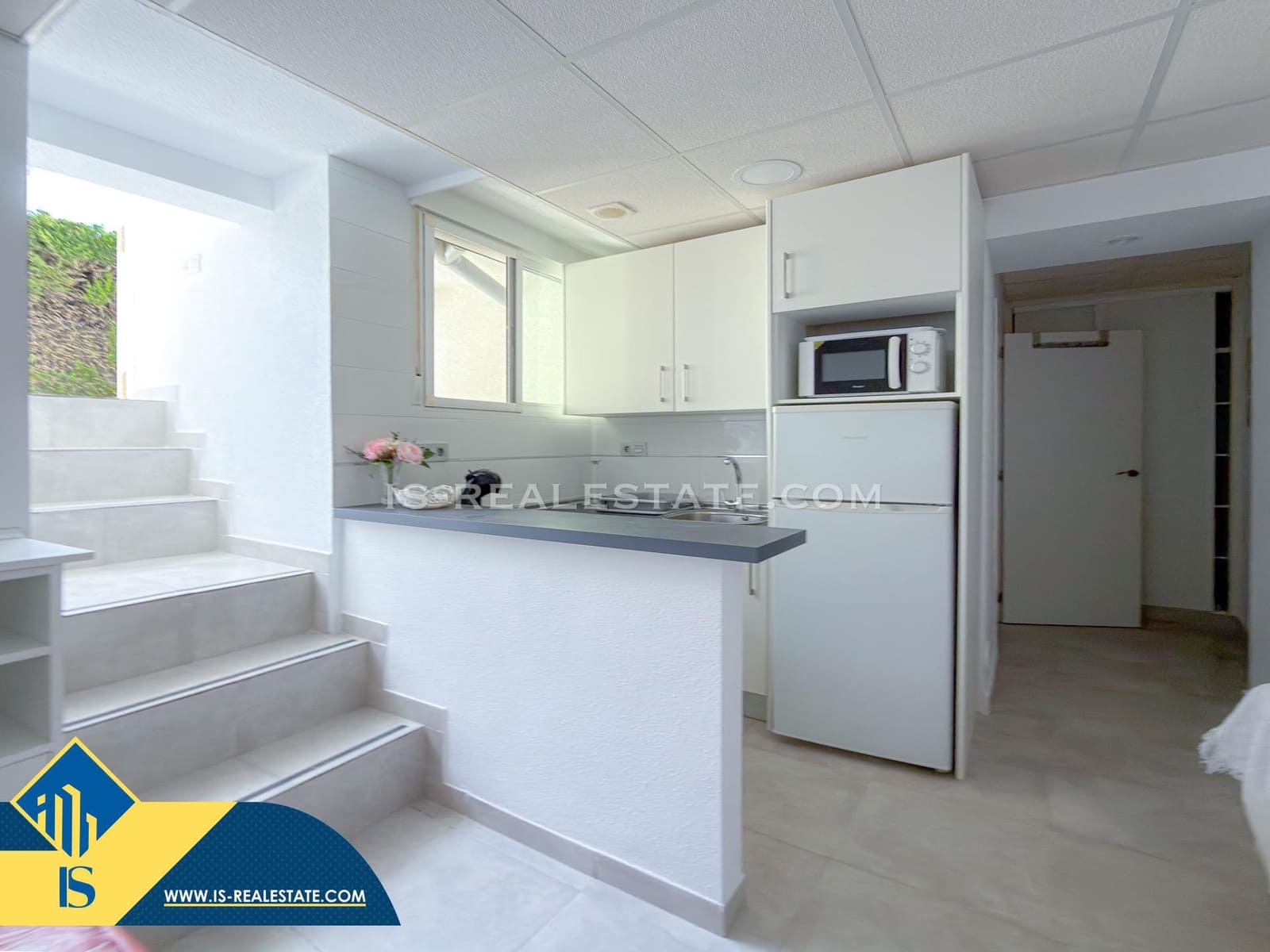 4 bedroom Villa for sale in Los Altos with pool - € 199,900 (Ref: 9425887)